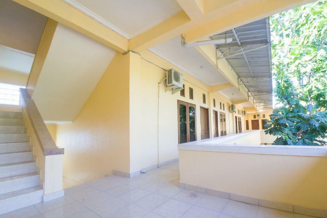 Reddoorz Near Nusa Cendana University Κούπανγκ Εξωτερικό φωτογραφία